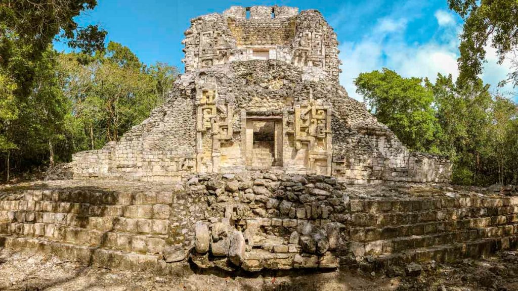 Xpujil: El Mundo Maya escondido en Campeche